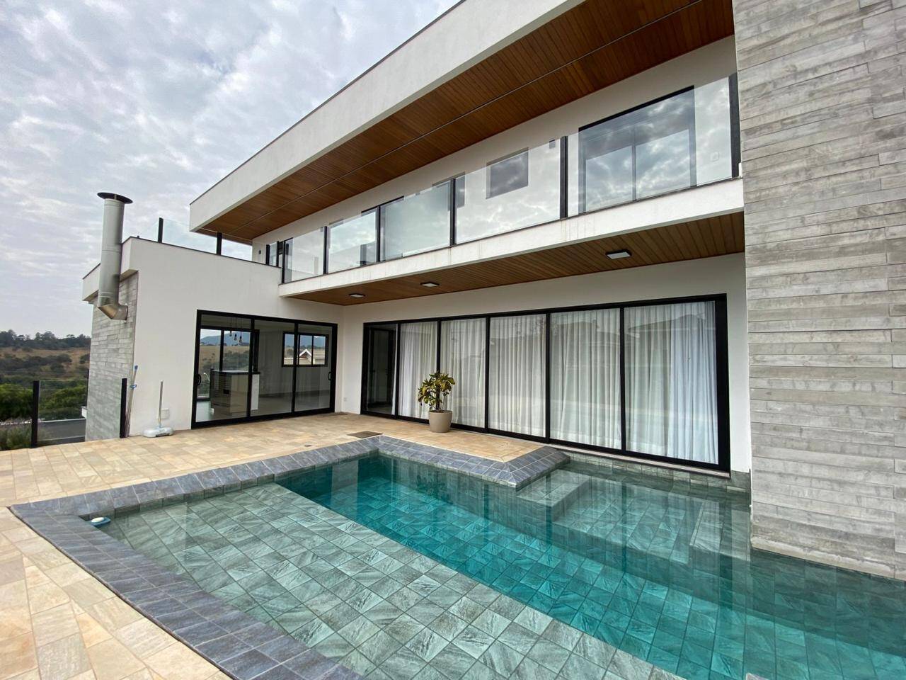 #1588 - Casa em condomínio para Venda em Jundiaí - SP