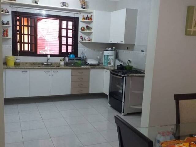 Casa para Venda em Jundiaí - 3