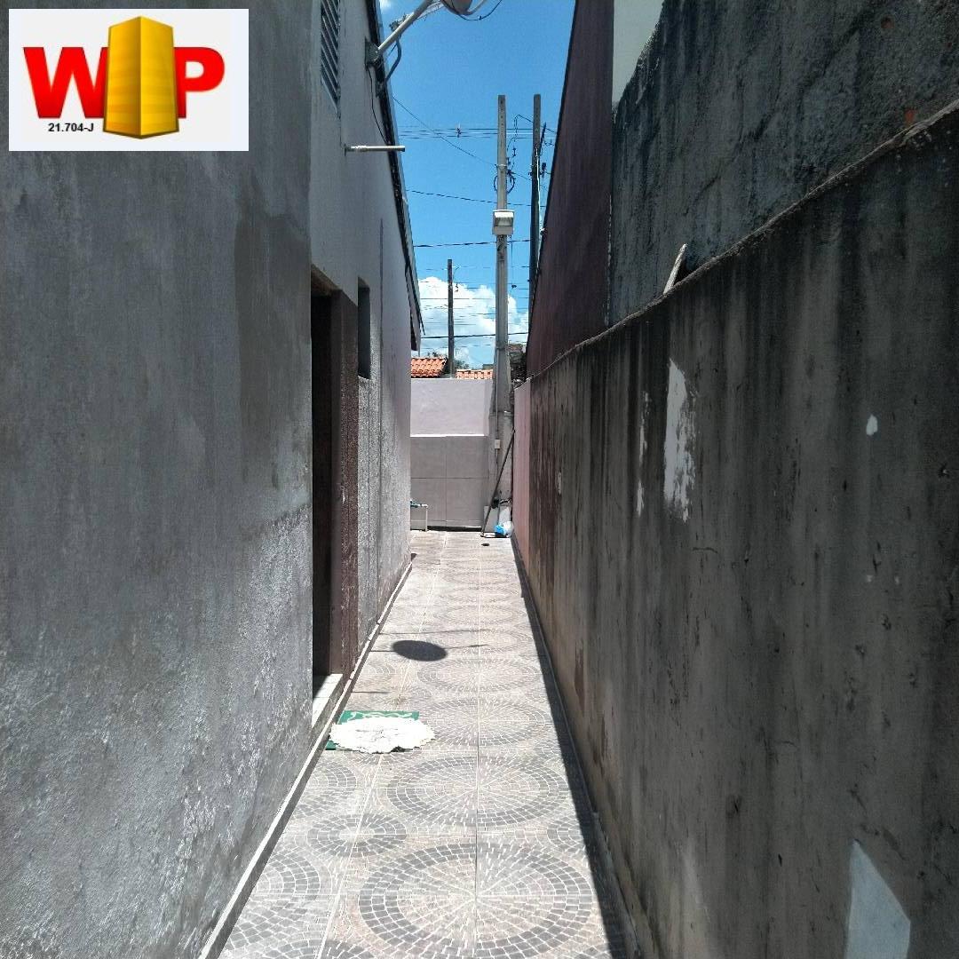 Casa à venda com 5 quartos, 147m² - Foto 17